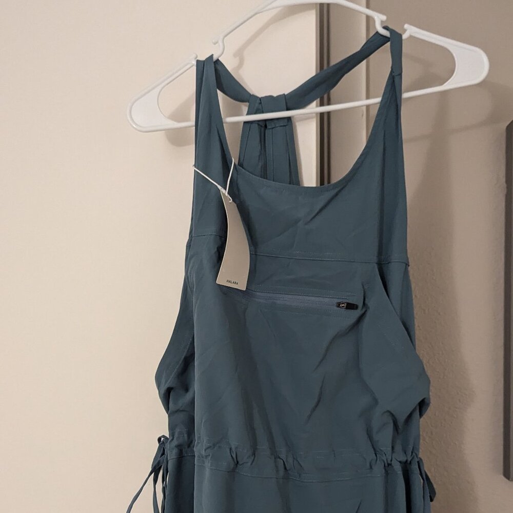 Halara Breezeful Backless Multiple Pockets Drawst… - image 1